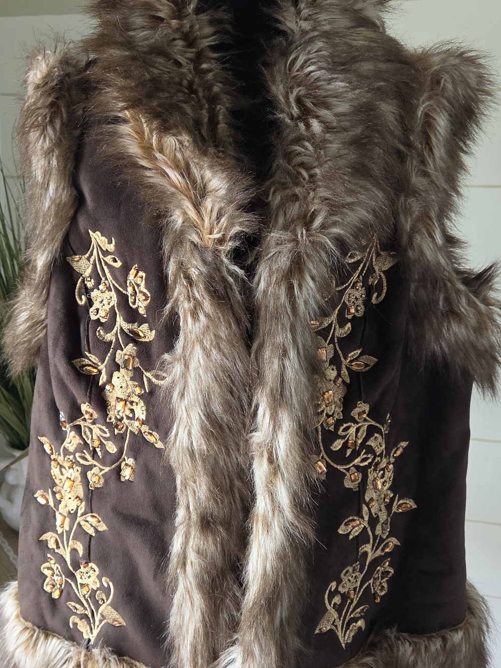 Y2K Vintage INC Penny Lane Vest 1X 2X Boho Whimsigoth Faux Suede Fur Embroidered